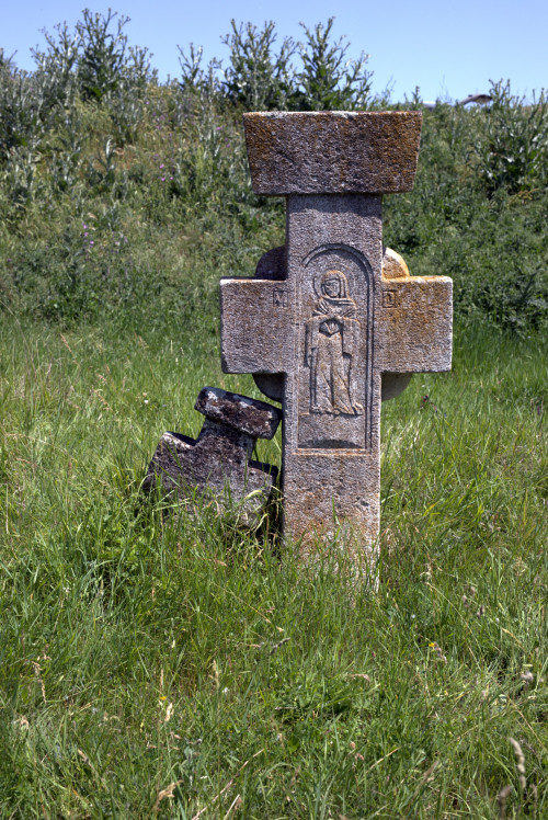 Cruce latină | Fințești