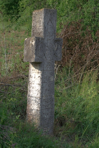 Cruce latină | Lapoș